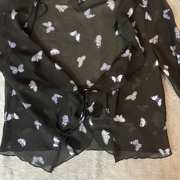 H&M Divided Black Blue Butterfly Sheer Flounce-Trimmed Chiffon Blouse Size Small - Picture 4 of 9